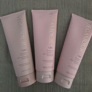 Vegamour GRO Revitalizing Conditioner Bundle of 3